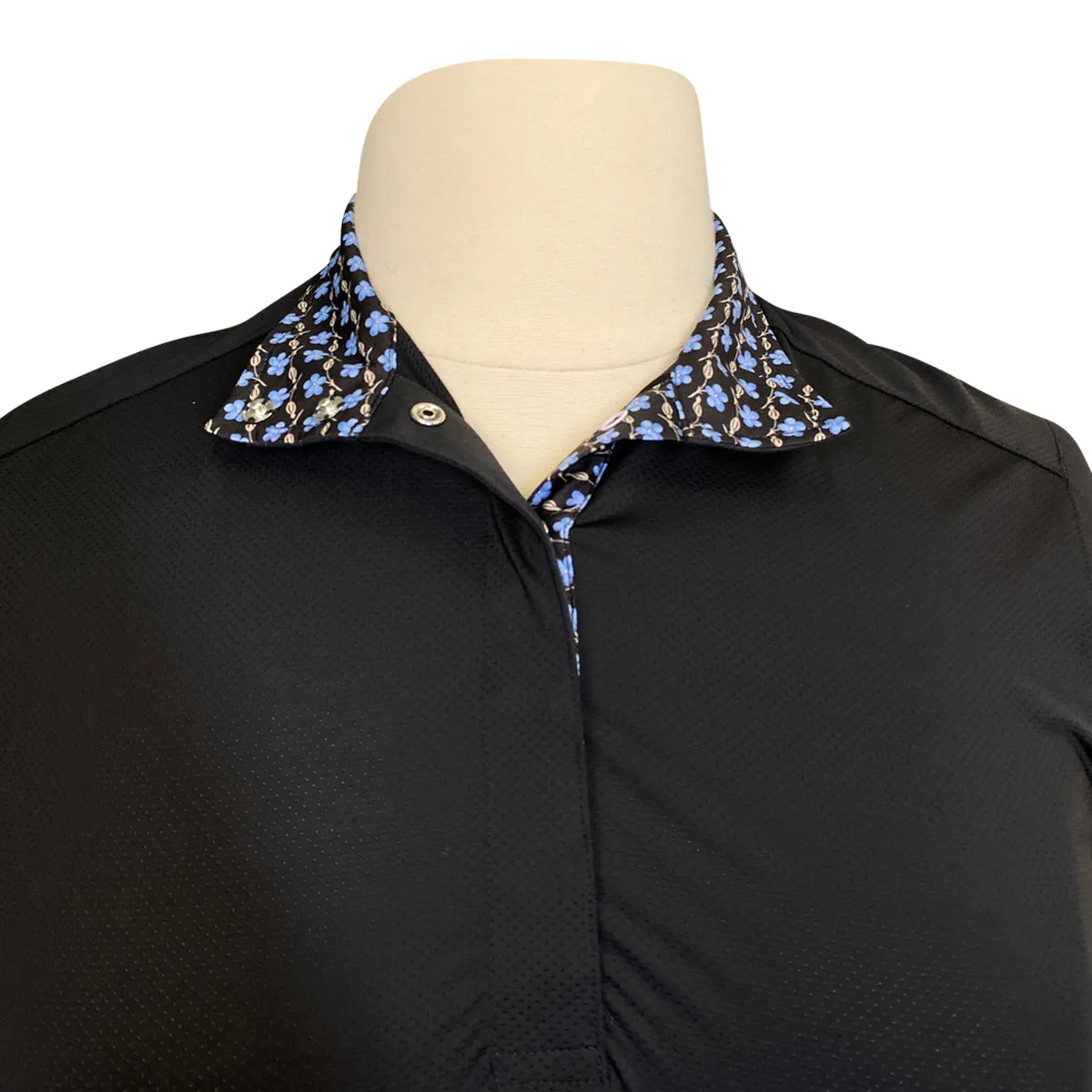 Essex Classics 'Talent Yarn' Show Shirt in Black / Blue Flowers - Women's Medium