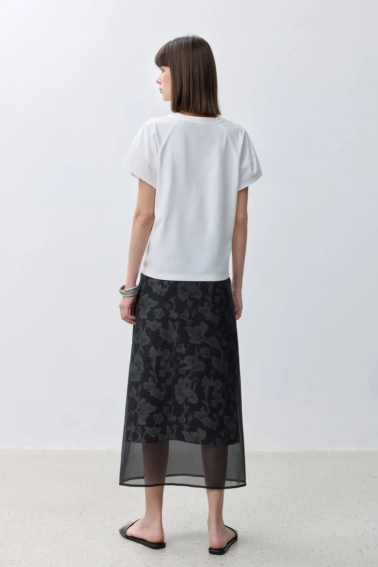 LILY Everyday Basic Versatile Short-Sleeve T-Shirt