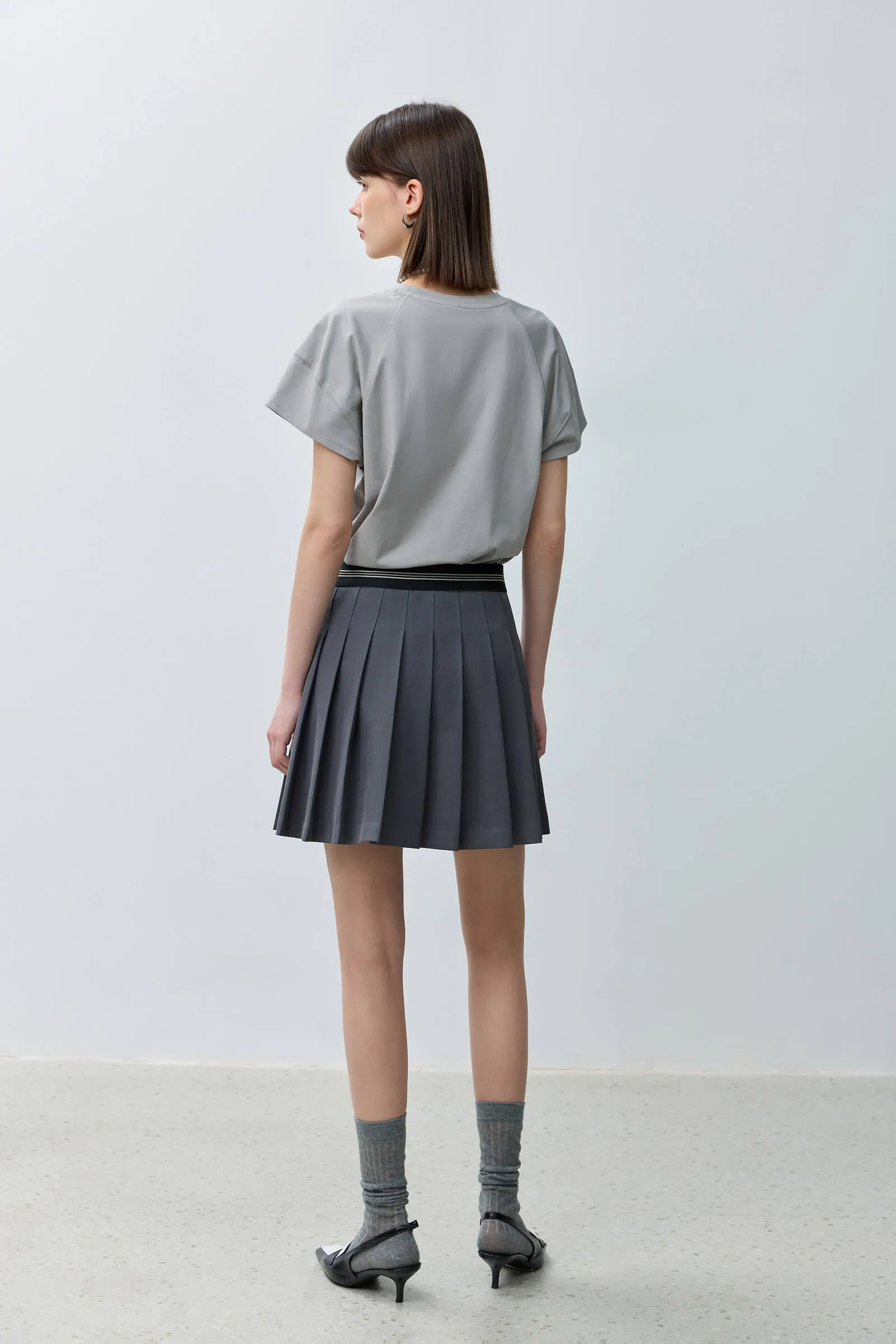 LILY Everyday Basic Versatile Short-Sleeve T-Shirt